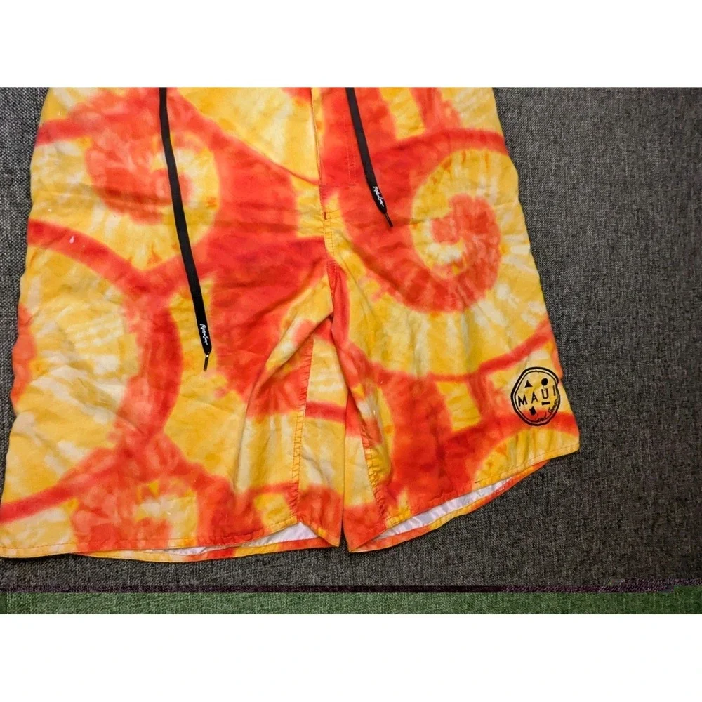 Maui and Sons Mens Tie Dye Graphic Swim Board Shorts Medium Mesh Lined Medium